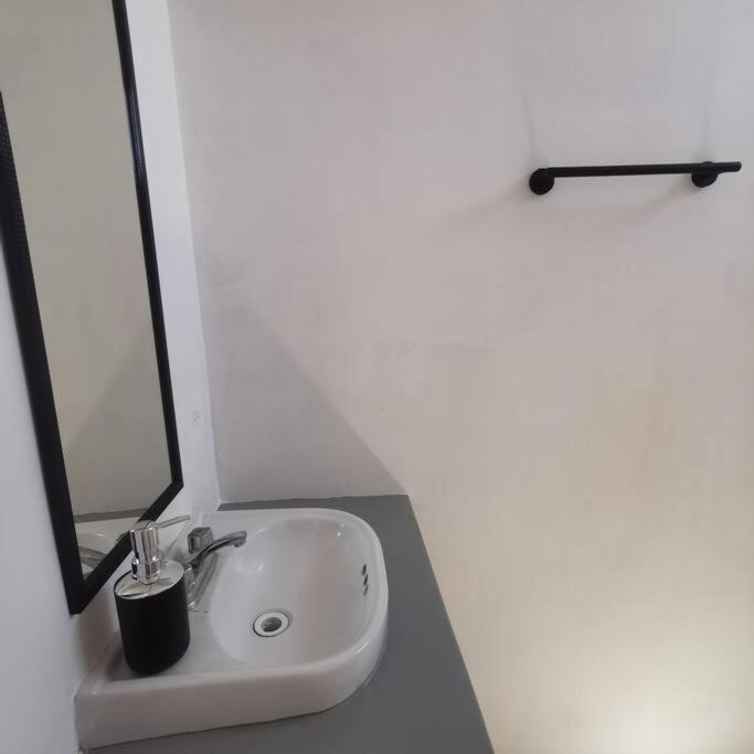Large And Comfy Apartment, Near Dt And Principal Beach! Zihuatanejo Exterior photo