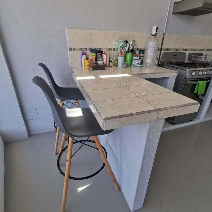 Large And Comfy Apartment, Near Dt And Principal Beach! Zihuatanejo Exterior photo